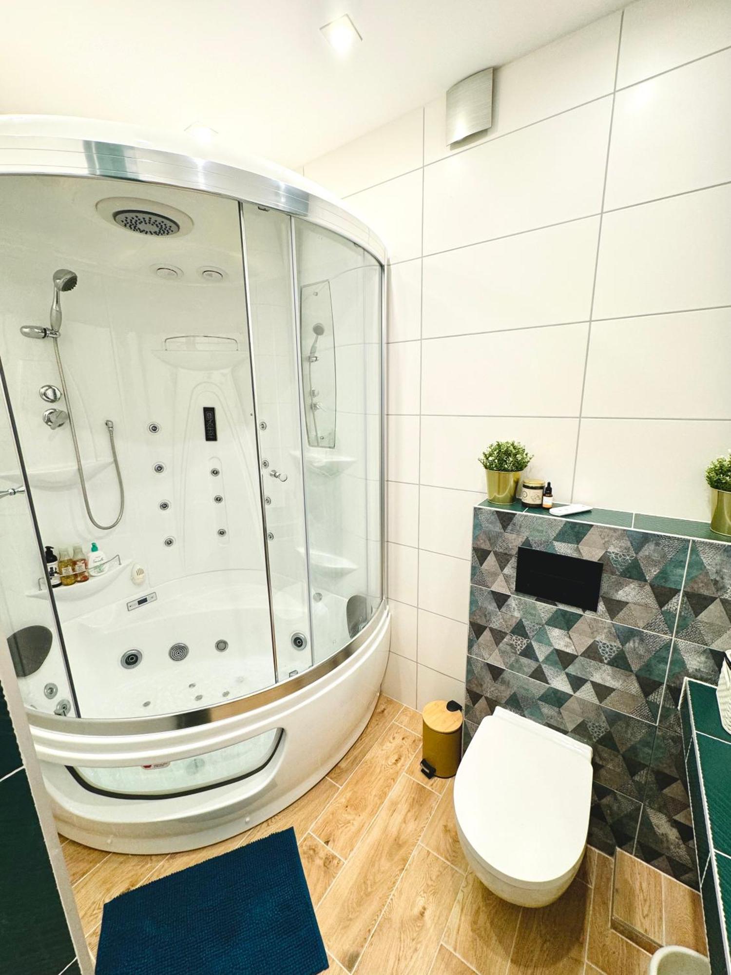 Twoje Prywatne - Jacuzzi, Sauna, Teznia Solankowa Apartament Kraków